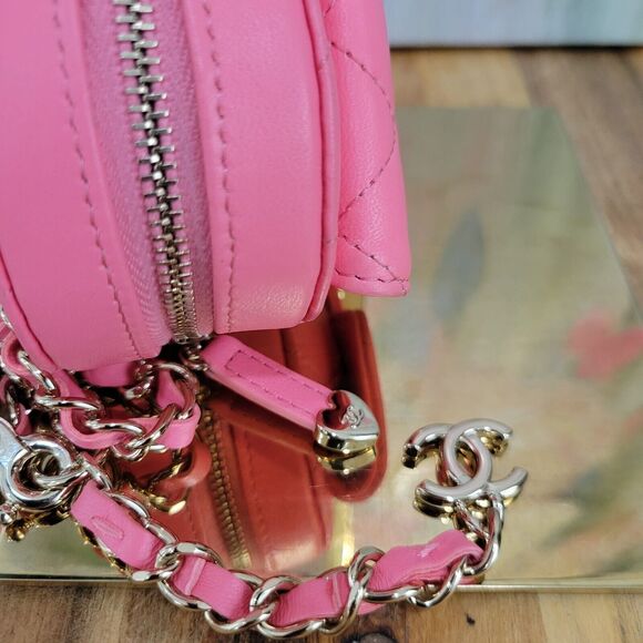 Chanel Chain Coin belt or shoulder purse Heart Lambskin pink Matrasse - Picture 6 of 13